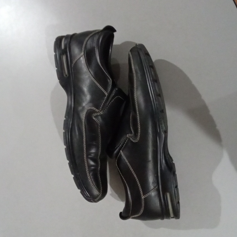 Cole Haan Black Leather Shoes